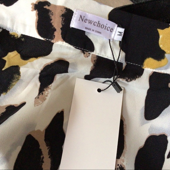 New choice Wrap Skirt, size Medium, new with tags - Picture 6 of 6